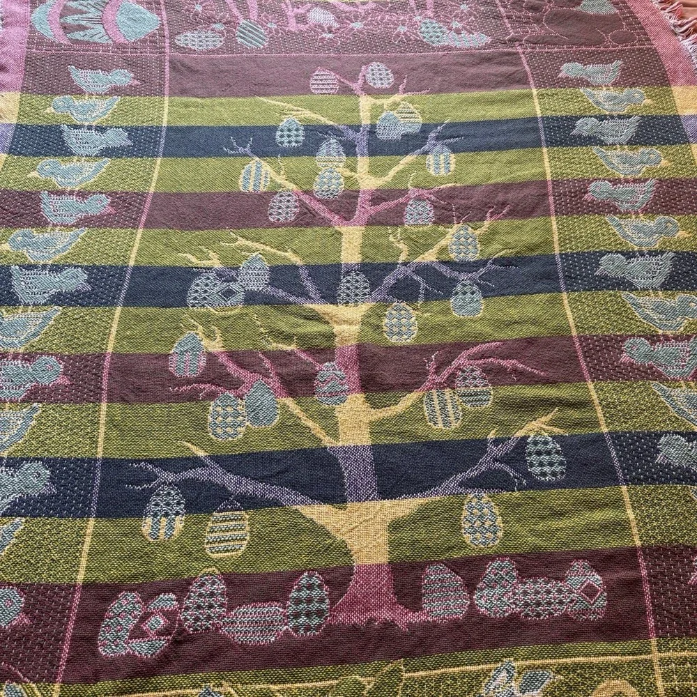 VTG 1994V MWW Bunny Rabbit Throw Blanket Tapestry 69x46 Easter Spring Tulip